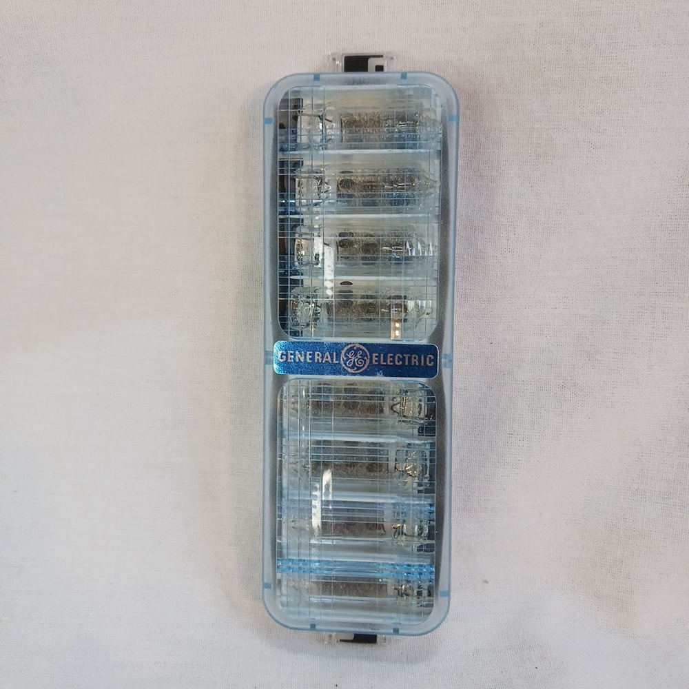 Vintage GE General Electric Flip Flash II Bulbs